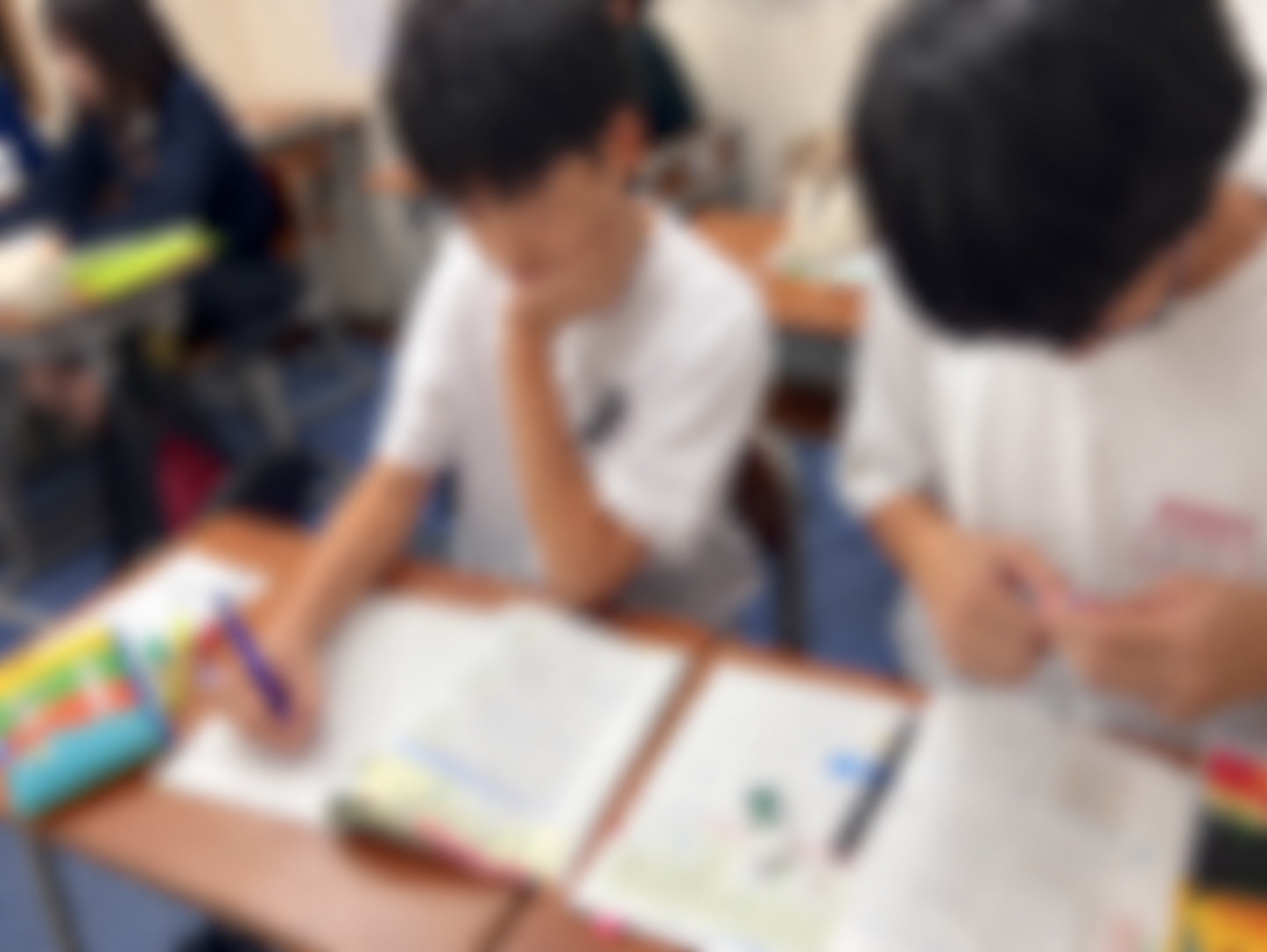 10to10で学習に取り組む生徒たち（個人が特定されないよう加工済み）